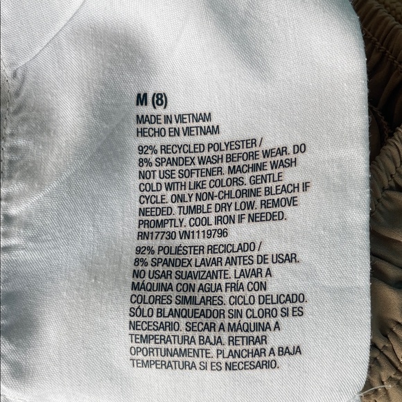 Cat & Jack Kids Tan Cargo Athleisure Hiking Shorts SZ M (8) - Picture 6 of 6